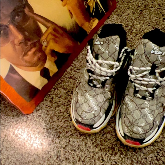 Men sneakers size 10 - Picture 4 of 4